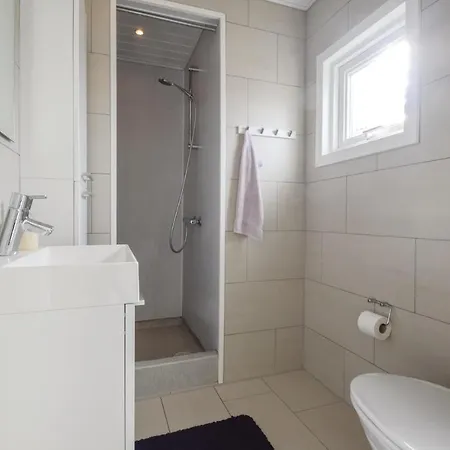 Vakantiehuis Two-bedroom Holiday In *